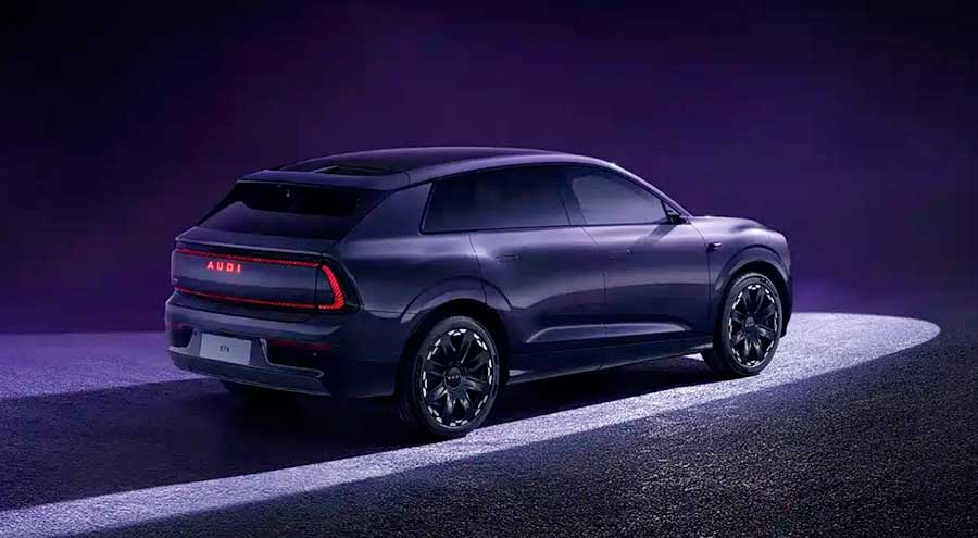 Кроссовер AUDI E7X без фирменного шильдика с кольцами сертифицирован в Китае. Продажи стартуют в начале 2026 года