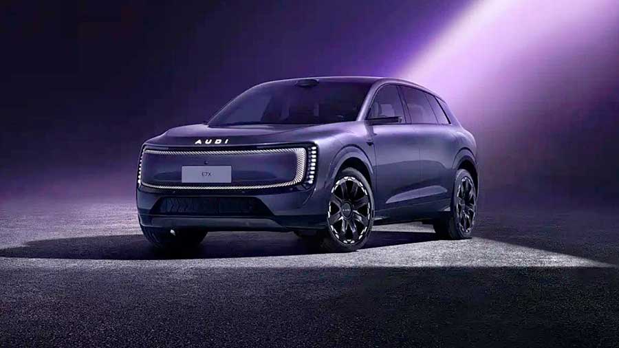 Кроссовер AUDI E7X без фирменного шильдика с кольцами сертифицирован в Китае. Продажи стартуют в начале 2026 года