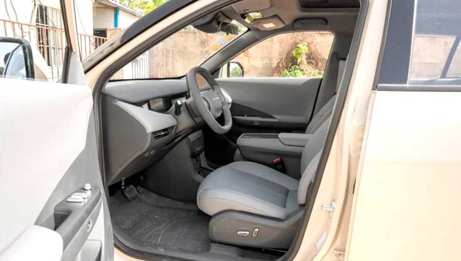 Кроссовер Evolute i-Joy второго поколения уже продается на российском рынке по цене от 1,79 млн. рублей