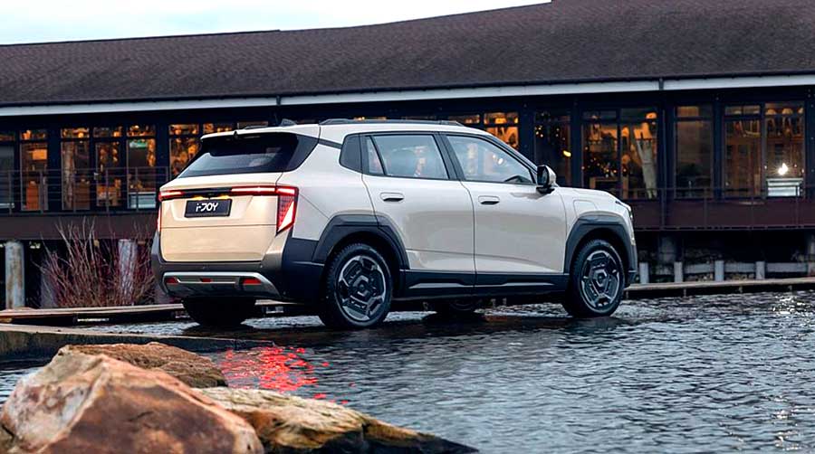 Кроссовер Evolute i-Joy второго поколения уже продается на российском рынке по цене от 1,79 млн. рублей