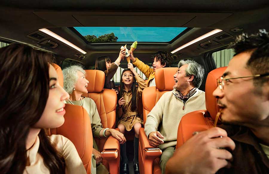 В КНР продают Buick Electra Encasa — премиальный минивэн с запасом хода 1320 км и креслами «нулевой гравитации»