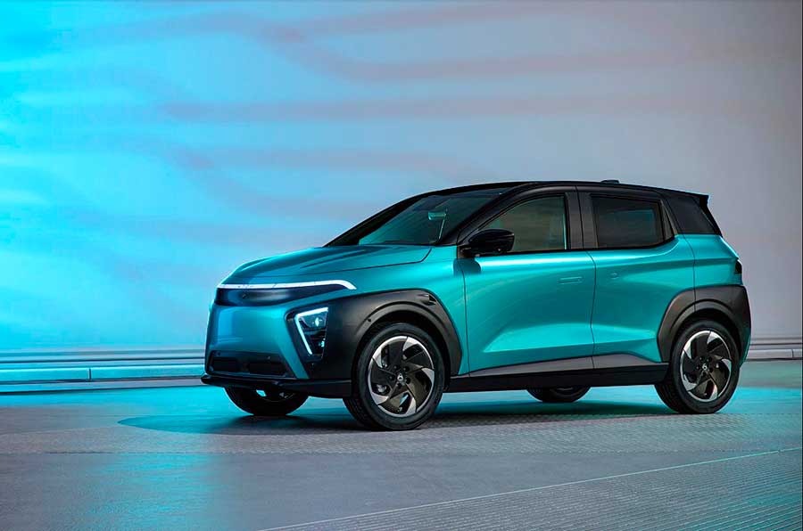 Завод «Москвич» выпустил первый конвейерный электромобиль Атом и готовится к серийному производству