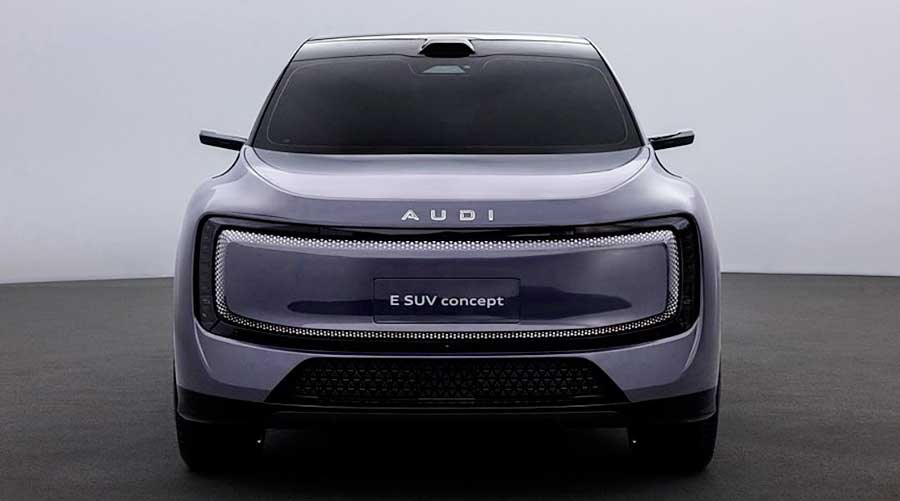 Кроссовер AUDI E7X без фирменного шильдика с кольцами сертифицирован в Китае. Продажи стартуют в начале 2026 года