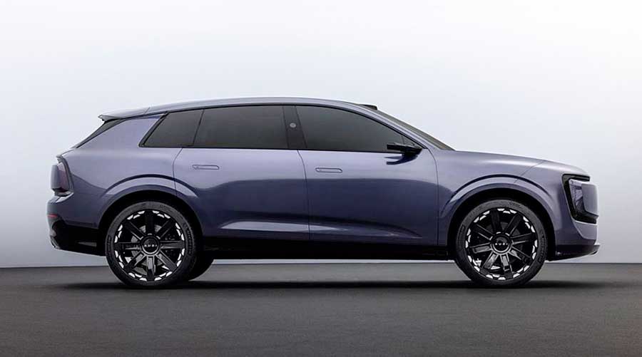 Кроссовер AUDI E7X без фирменного шильдика с кольцами сертифицирован в Китае. Продажи стартуют в начале 2026 года