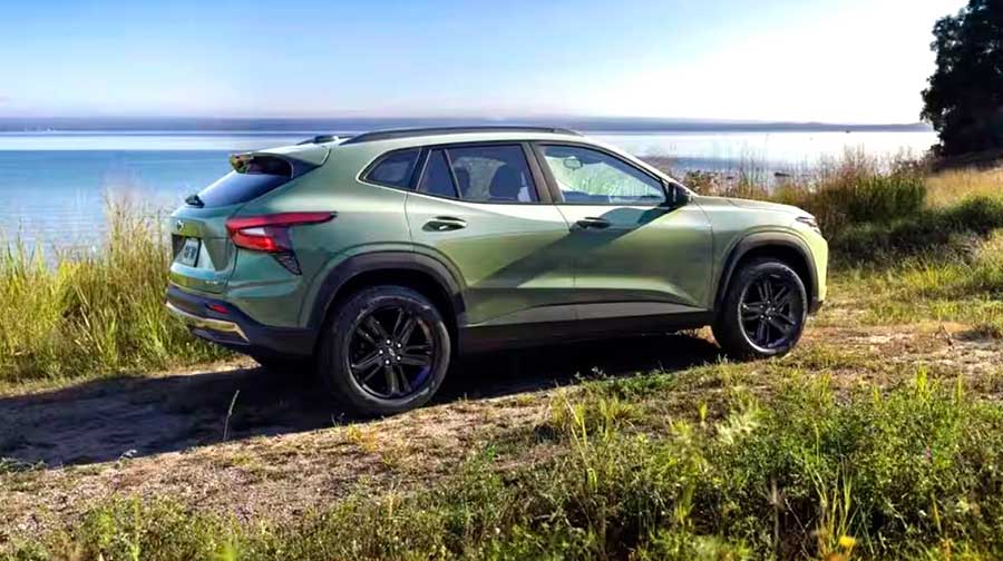 На рынке РФ появился Chevrolet Trax 2025. Мини-кроссовер дешевле китайских аналогов более чем на один миллион рублей