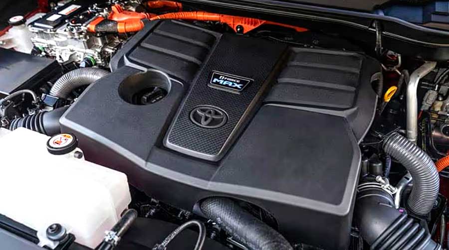 В России появилась достойная замена Land Cruiser 300. Toyota Sequoia — самый «неубиваемый» автомобиль в мире