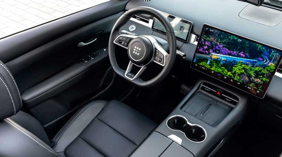 Поступили в продажу полноприводные кроссоверы Evolute i-Space