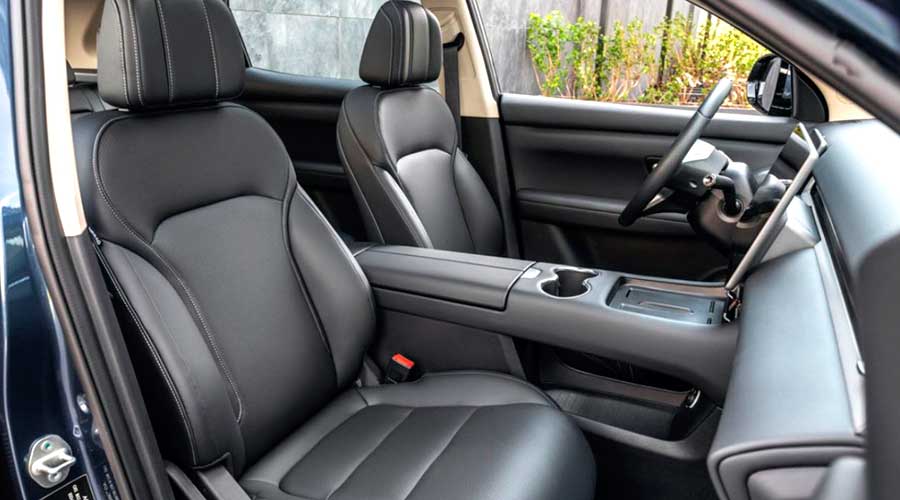 Поступили в продажу полноприводные кроссоверы Evolute i-Space