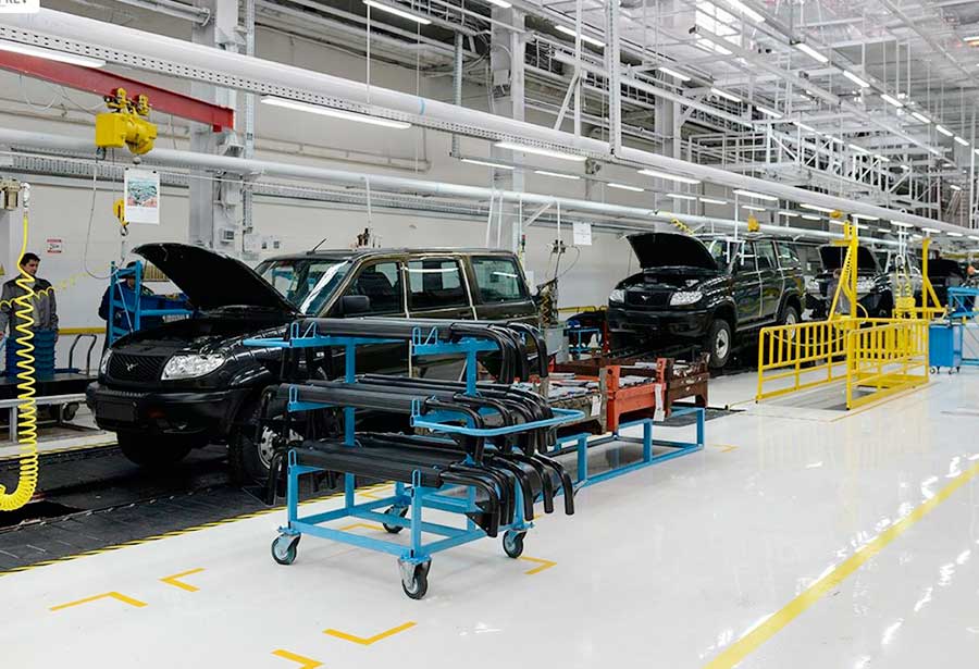 Российский завод возобновил производство легендарных внедорожников: УАЗ Хантер 2026, Патриот, Пикап и Профи