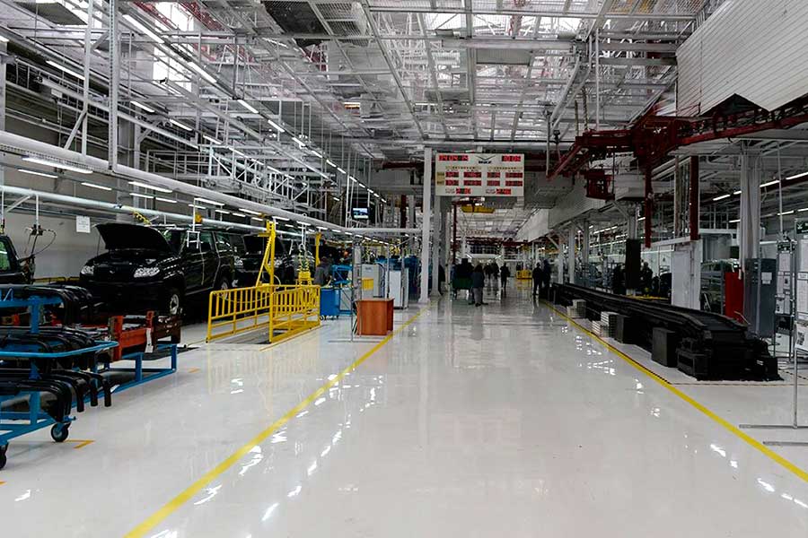 Российский завод возобновил производство легендарных внедорожников: УАЗ Хантер 2026, Патриот, Пикап и Профи