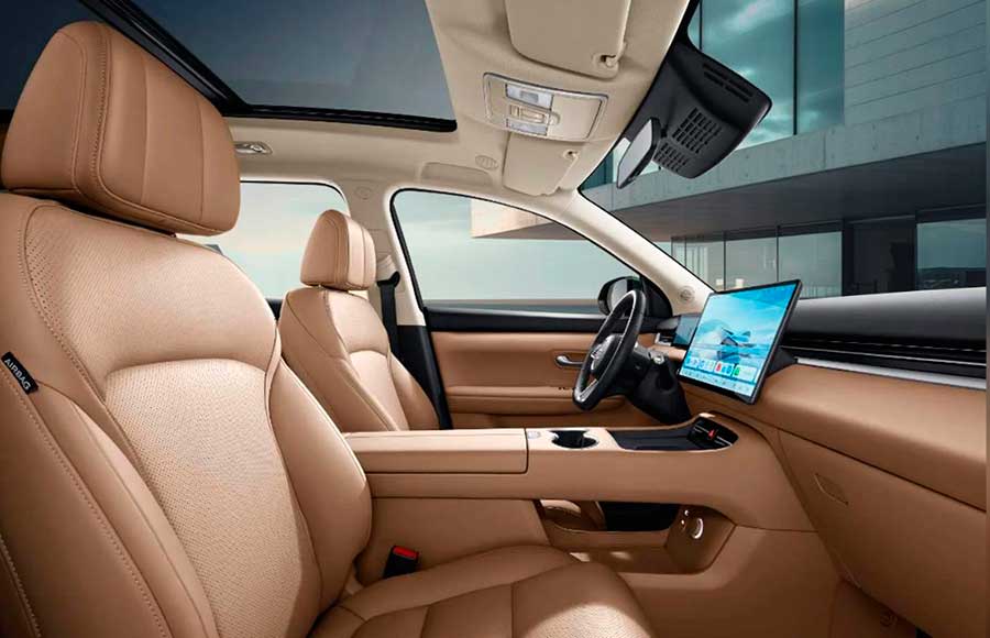 Поступили в продажу полноприводные кроссоверы Evolute i-Space