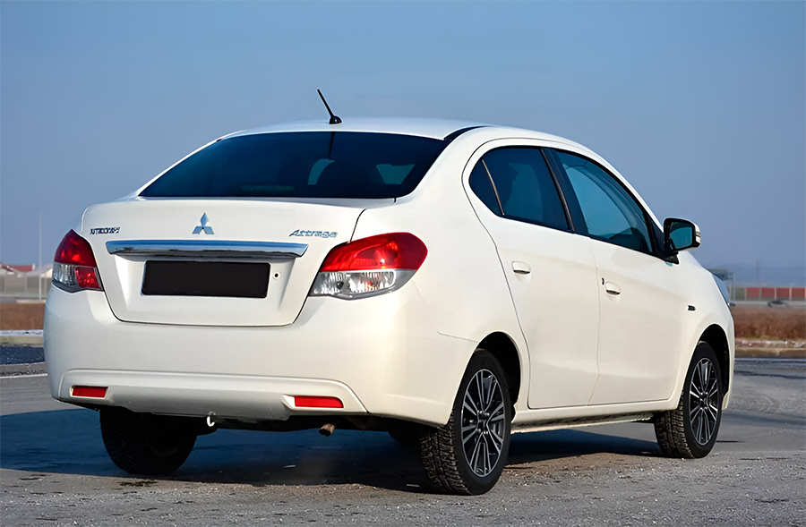 В России продают седан Mitsubishi Attrage за 1,47 млн. рублей