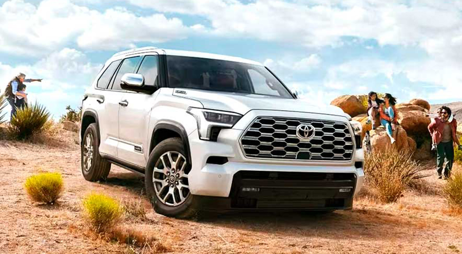 В России появилась достойная замена Land Cruiser 300. Toyota Sequoia — самый «неубиваемый» автомобиль в мире