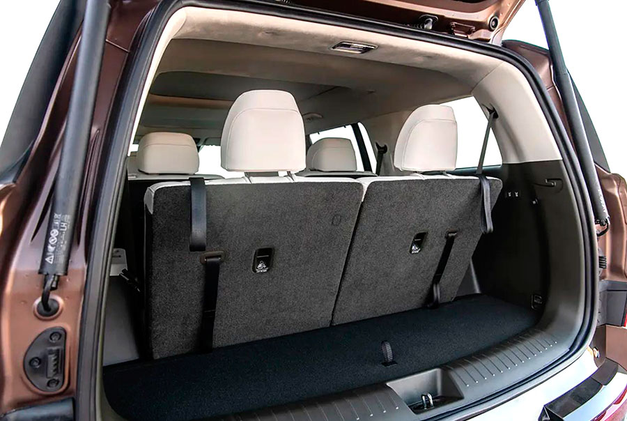 Надежный корейский кроссовер Hyundai Santa Fe возвращается на российский рынок