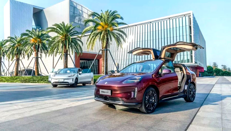 В РФ сертифицирован премиальный электрокроссовер GAC Hyptec HT с запасом хода 825 км, дверями-крыльями и официальной гарантией 5 лет