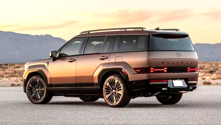 Надежный корейский кроссовер Hyundai Santa Fe возвращается на российский рынок