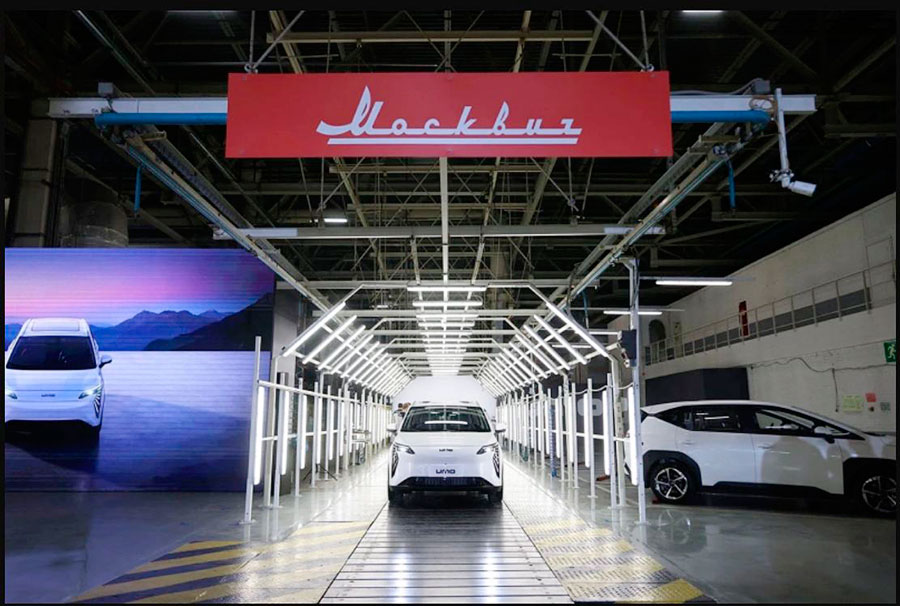 Завод «Москвич» начал выпуск электромобиля UMO 5