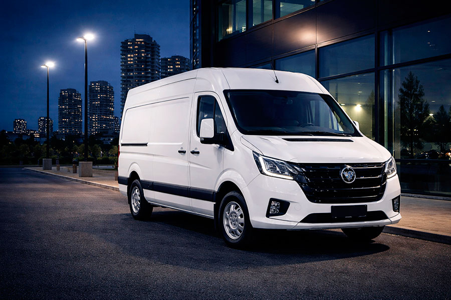 АО «МБ Рус» запустил продажи фургона Foton Toano Pro: 154 л. с., 3 года гарантии, цена — от 3,35 млн. рублей