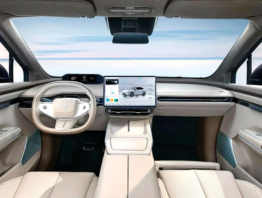 В РФ сертифицирован премиальный электрокроссовер GAC Hyptec HT с запасом хода 825 км, дверями-крыльями и официальной гарантией 5 лет