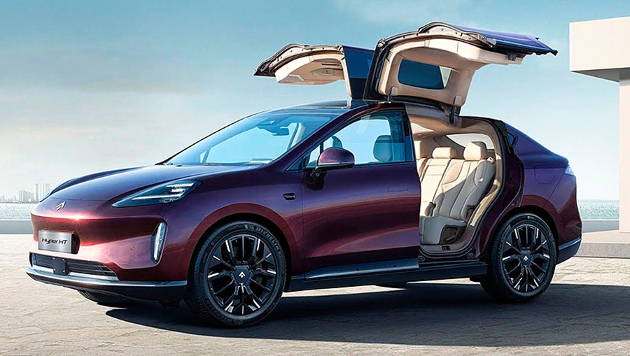 В РФ сертифицирован премиальный электрокроссовер GAC Hyptec HT с запасом хода 825 км, дверями-крыльями и официальной гарантией 5 лет