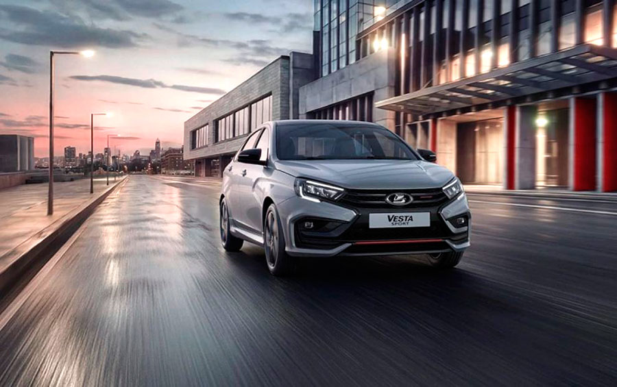 Седан и универсал LADA Vesta Sport 2026 продается в салонах дилеров по цене от 2,35 млн. руб.