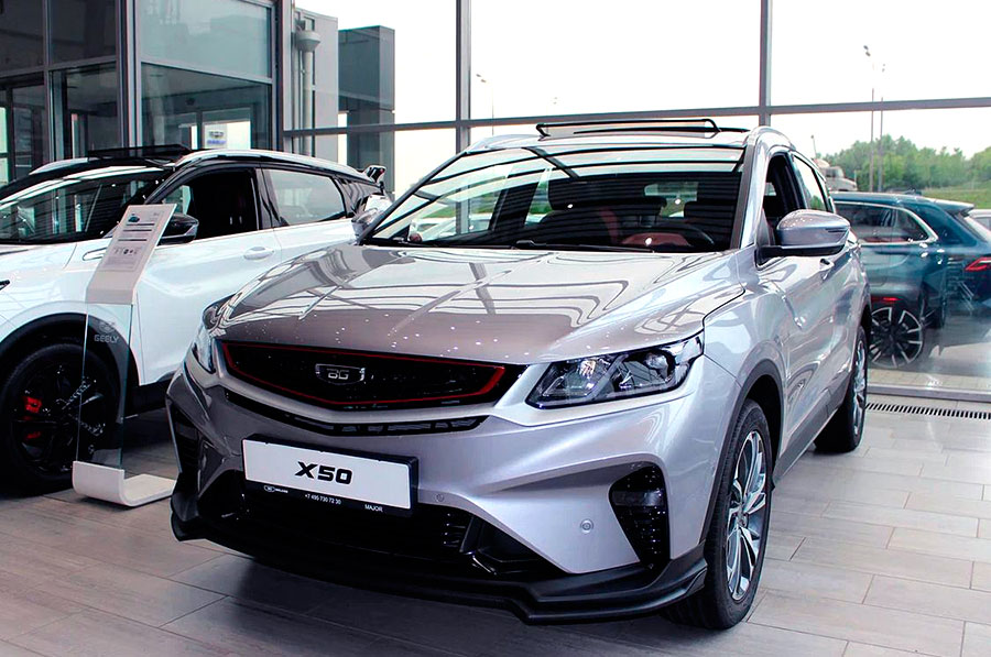 Тревожная статистика: возраст двух третей автопарка превышает десять лет. Какой самый популярный автомобиль в России 2026 г.?