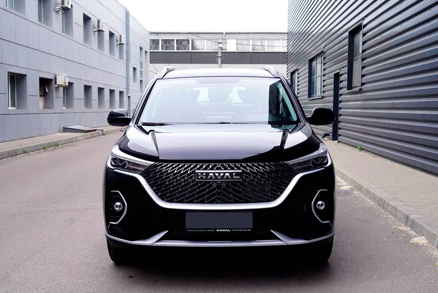 Тревожная статистика: возраст двух третей автопарка превышает десять лет. Какой самый популярный автомобиль в России 2026 г.?