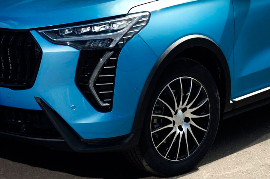 Эволюция лидера продаж: в салоны российских дилеров поступил Haval Jolion 2026 с новым мотором