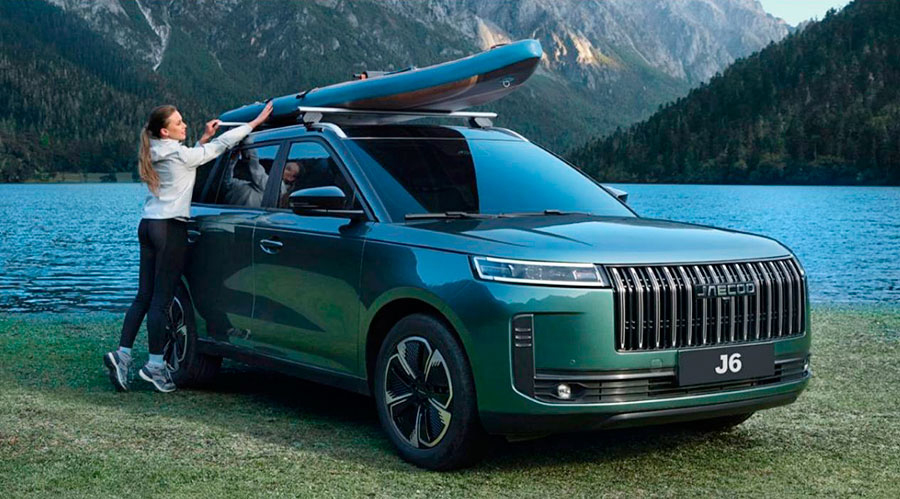 Для города до бездорожья: в салоны российских дилеров поступили кроссоверы Jaecoo J6 2026 по цене — от 2,3 млн. руб.