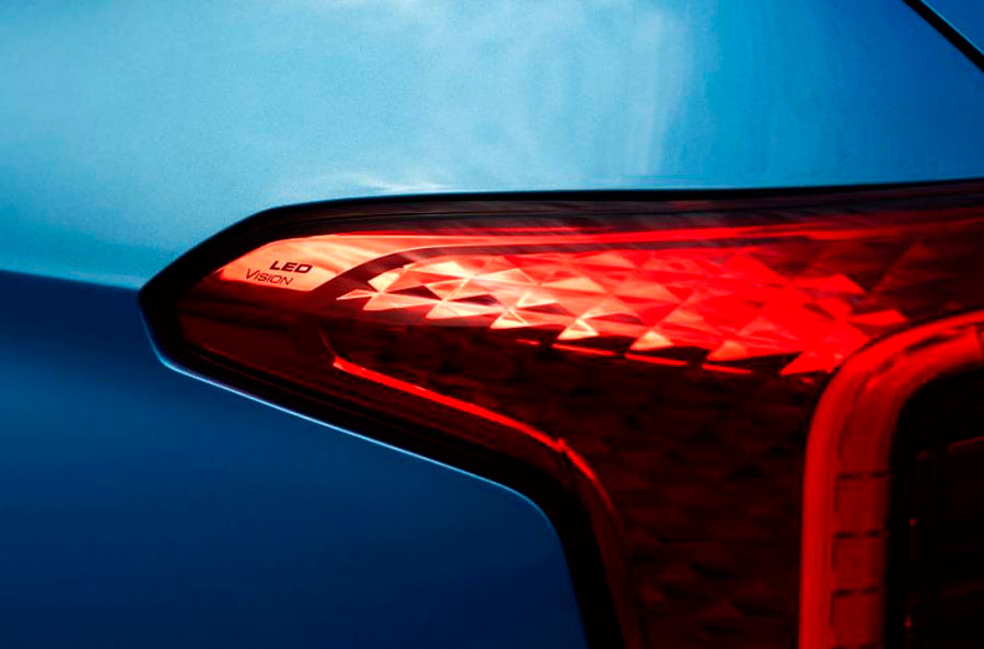 Эволюция лидера продаж: в салоны российских дилеров поступил Haval Jolion 2026 с новым мотором