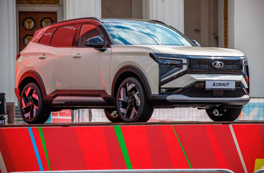 LADA Azimut 2026: «АвтоВАЗ» анонсировал гибридную версию кроссовера мощностью 390 л. с. и запасом хода 1100 км