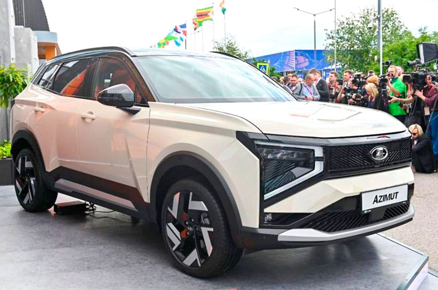 LADA Azimut 2026: «АвтоВАЗ» анонсировал гибридную версию кроссовера мощностью 390 л. с. и запасом хода 1100 км
