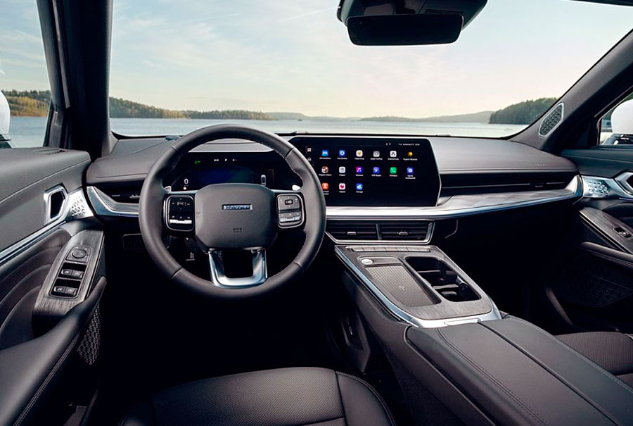 Скоро в российские автосалоны поступит стильный купеобразный кроссовер нового поколения Haval F7x 2026