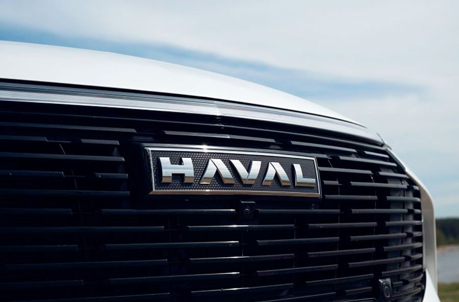 Скоро в российские автосалоны поступит стильный купеобразный кроссовер нового поколения Haval F7x 2026