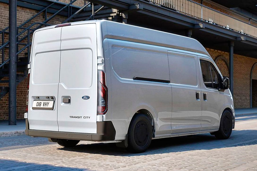 Готовится к продаже адаптированный для европейского рынка простой и доступный электрофургон  Ford Transit City