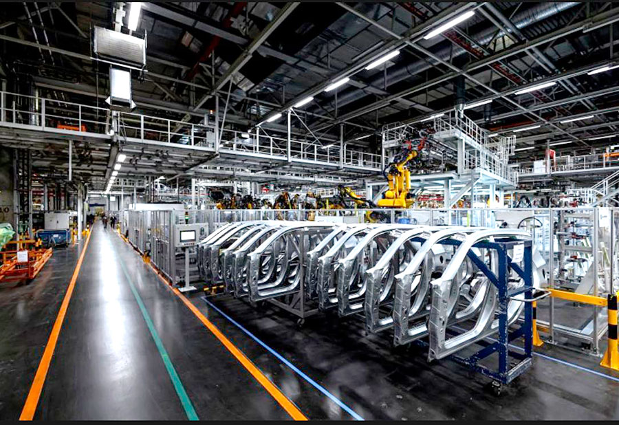 Бывший завод «Volkswagen» в Калуге готовится к выпуску семиместного Tenet T9