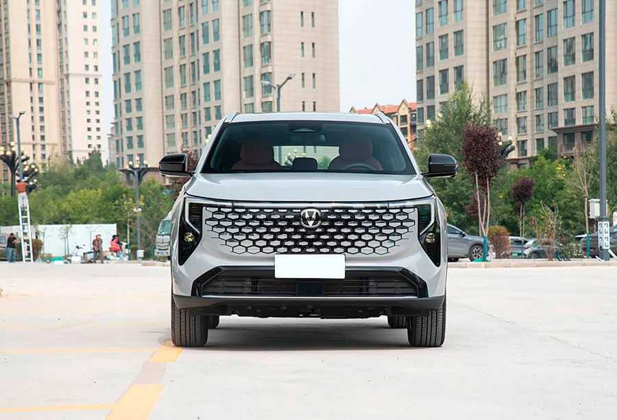 Презентация полноприводного Changan UNI-S нового поколения