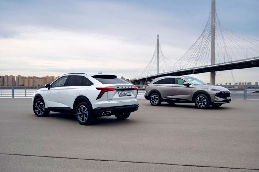 Скоро в российские автосалоны поступит стильный купеобразный кроссовер нового поколения Haval F7x 2026