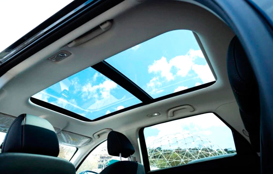 В салонах дилеров продается Changan CS75 Pro с салоном на 5 или 7 мест по цене: 2,665-2,885 млн. рублей