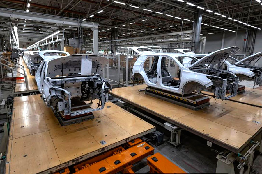 Бывший завод «Volkswagen» в Калуге готовится к выпуску семиместного Tenet T9