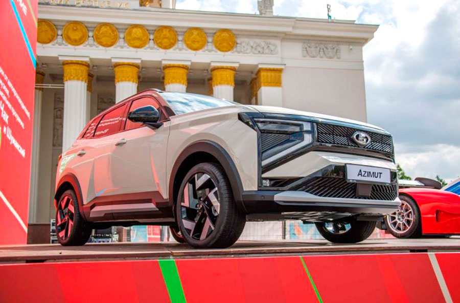 LADA Azimut 2026: «АвтоВАЗ» анонсировал гибридную версию кроссовера мощностью 390 л. с. и запасом хода 1100 км