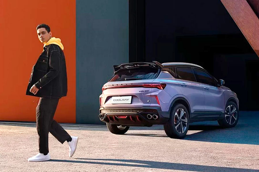 В апреле или мае стартуют продажи Geely Coolray 2026 с новым мотором и улучшенным оснащением