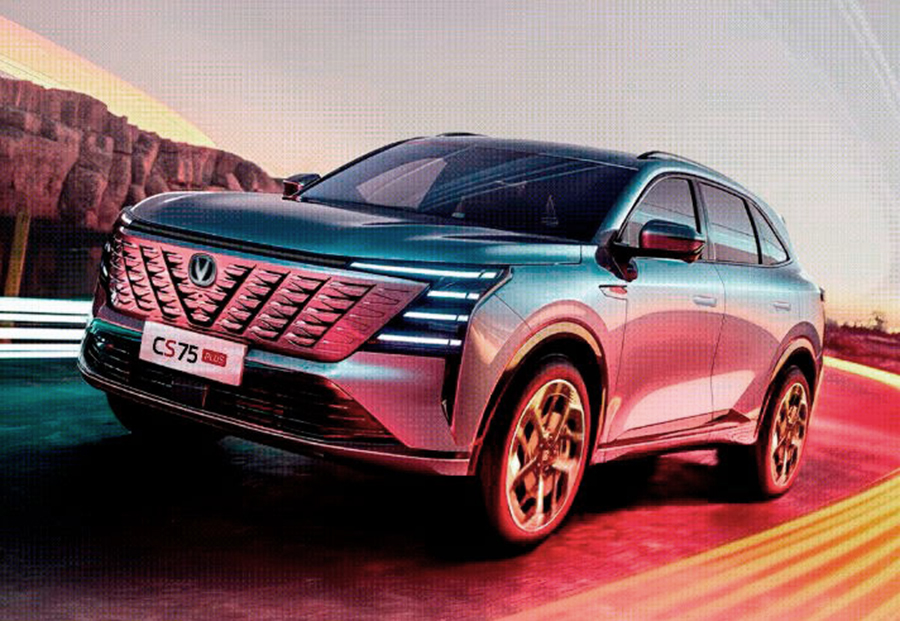 В салонах дилеров продается Changan CS75 Pro с салоном на 5 или 7 мест по цене: 2,665-2,885 млн. рублей