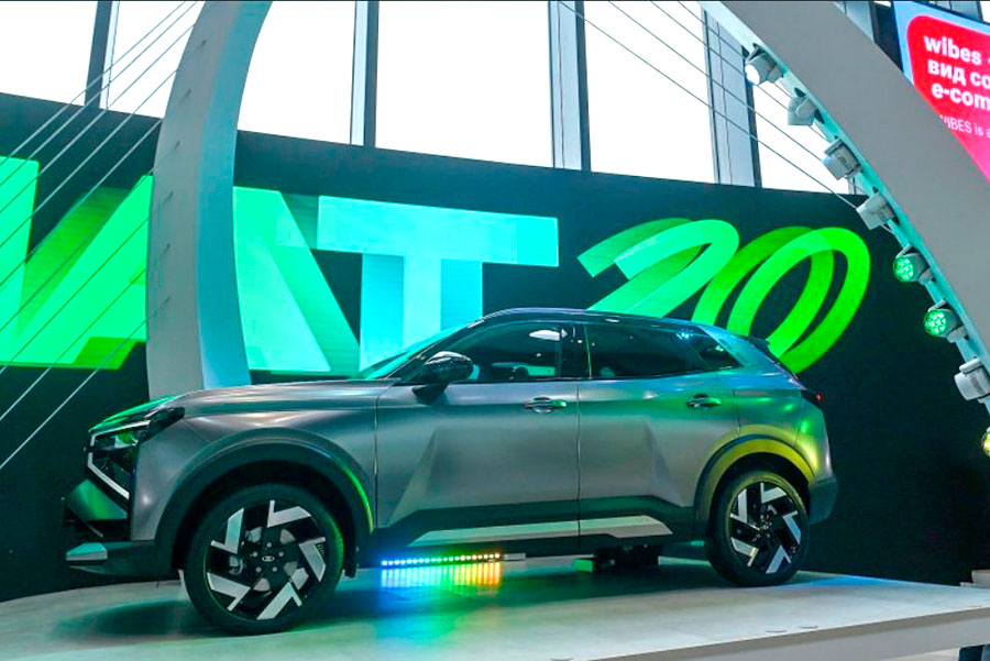 LADA Azimut 2026: «АвтоВАЗ» анонсировал гибридную версию кроссовера мощностью 390 л. с. и запасом хода 1100 км