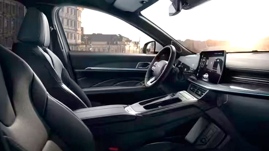 Скоро в российские автосалоны поступит стильный купеобразный кроссовер нового поколения Haval F7x 2026