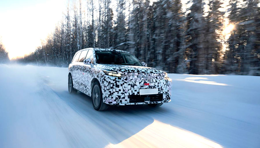 Продажи премиального гибридного кроссовера Wey V9X стартуют в России зимой 2026 г.