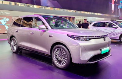 Продажи премиального гибридного кроссовера Wey V9X стартуют в России зимой 2026 г.