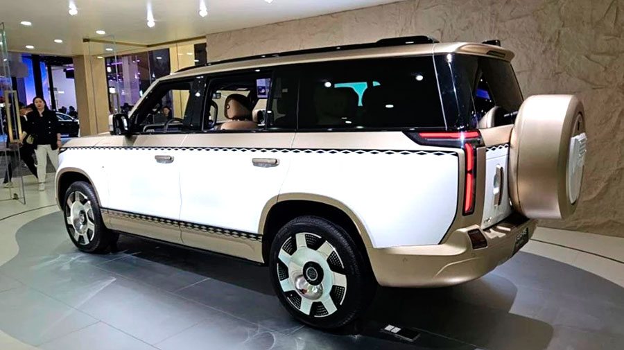 Завод «Автотор» в июне 2026 года запустит локальное производство премиум-кроссовера Rox 01