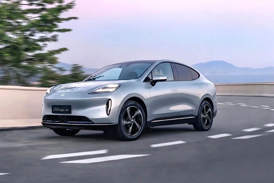 На российском рынке оформляют предзаказы на электрокроссовер GAC Hyptec HT