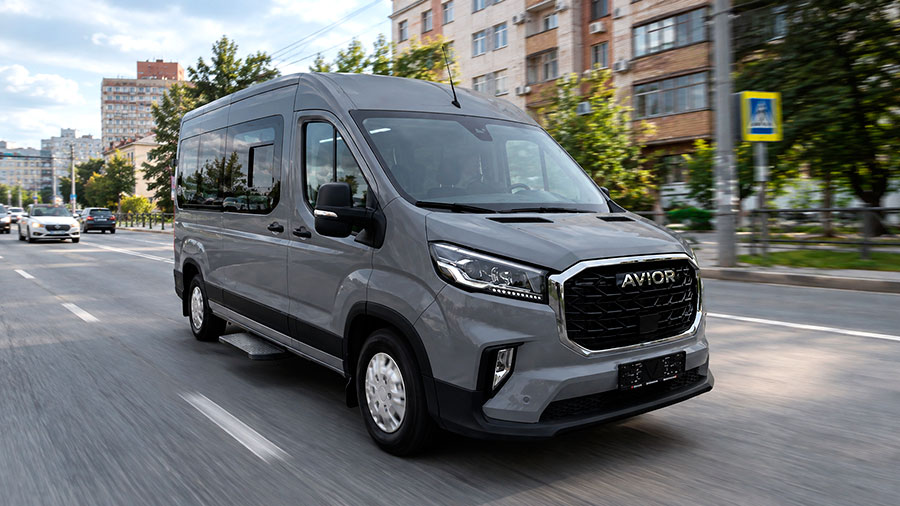 Avior Touring Bus: 11-местный микроавтобус для региональных маршрутов